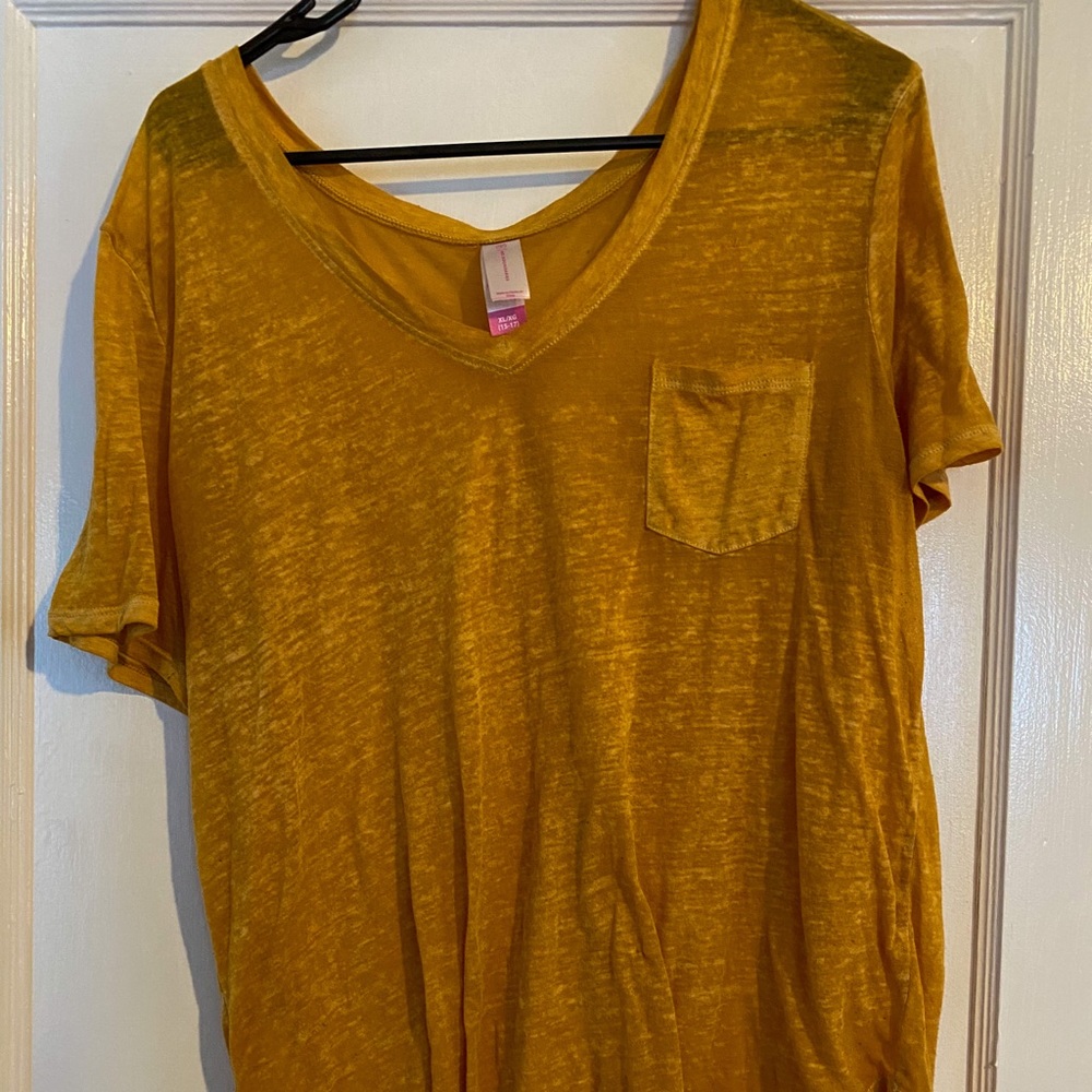 Mustard Pocket tee